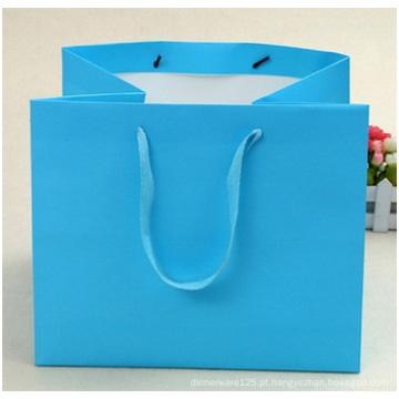 Sacos de compras personalizados de alta qualidade para presentes, saco de papelão branco portátil por atacado.